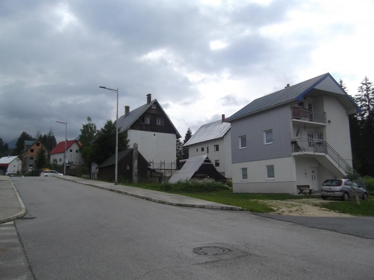 Apartman Lucija Zabljak  Bagian luar foto
